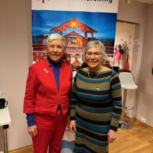 Laila Steinsbekk og Hilde Gade. Foto: Tove Eivindsen